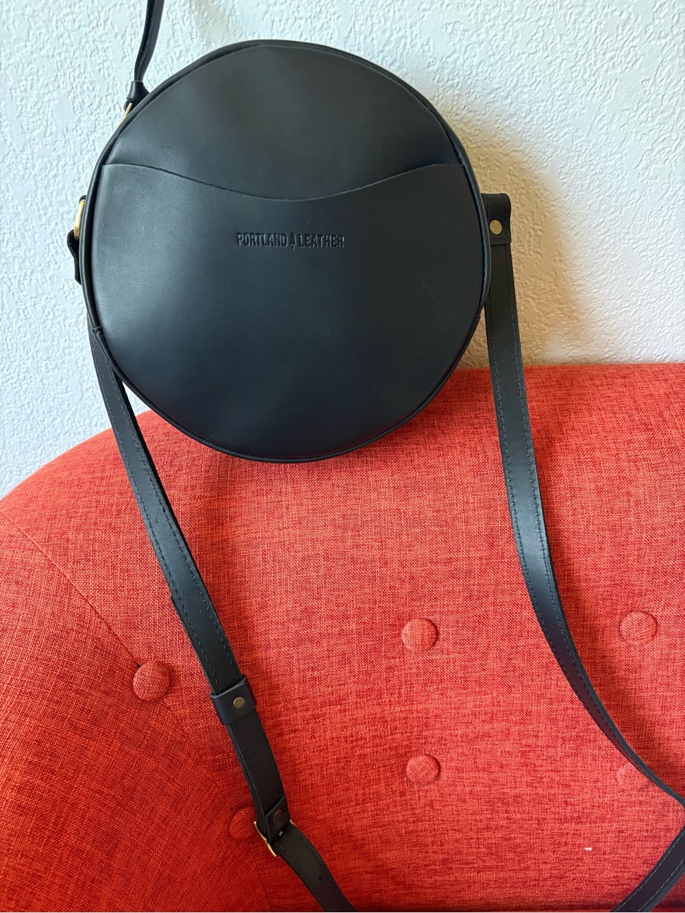 Portland leather large black circle crossbody with adjustable strap
